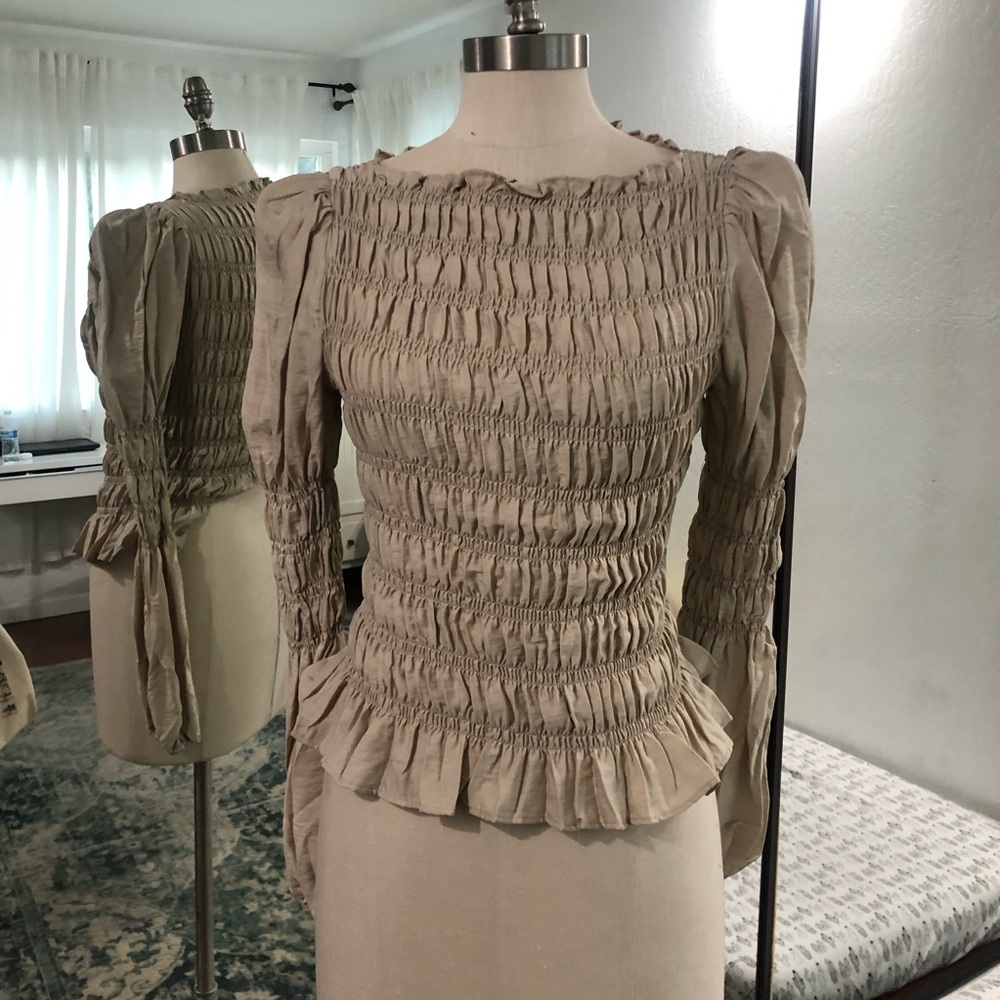 Ruched full sleeves beige top